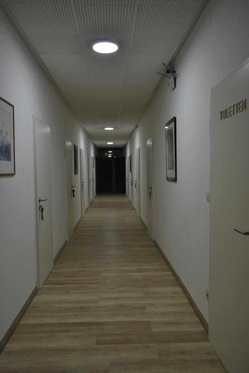 Pension Highway 3 Bielefeld Exterior photo